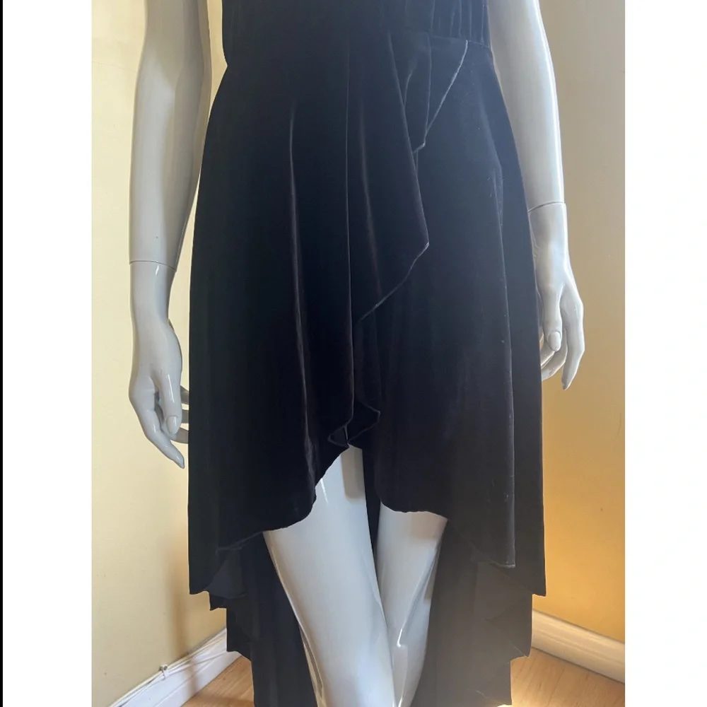 NWT Love Me Black Velvet High-Low Elegant Dress SZ XS🖤 - Picture 4 of 8